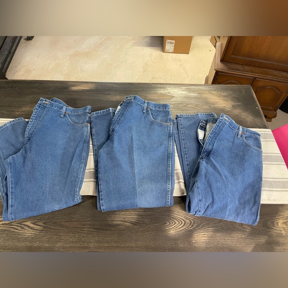 Wrangler Men's Jeans Bundle - Picture 1 of 3